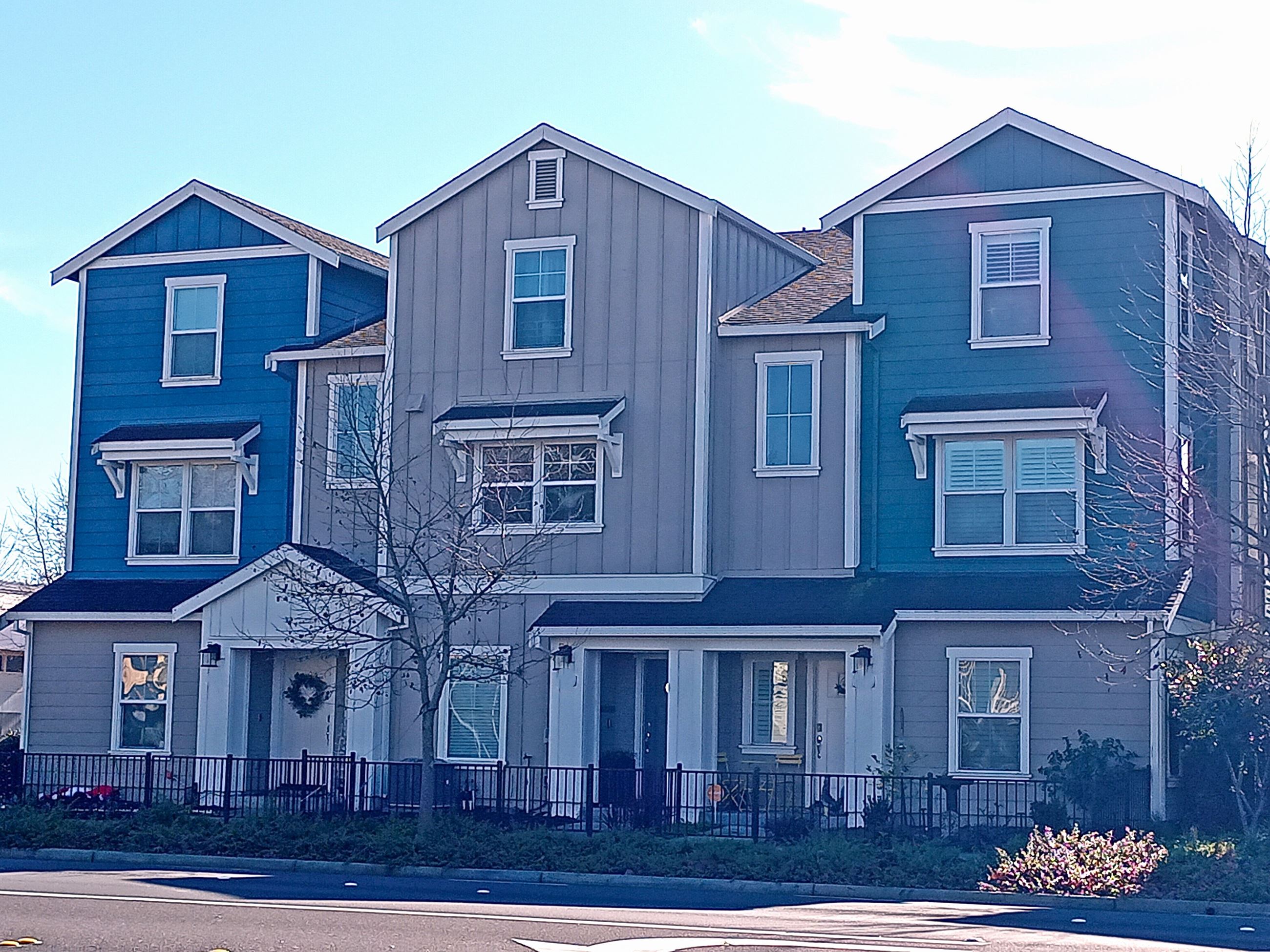 Village Walk COT Triplex Reduced size